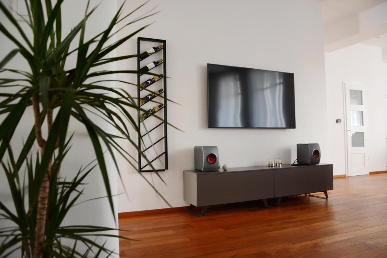Premium Apartment Near Banska Bystrica Square With Two Big Bedrooms Εξωτερικό φωτογραφία