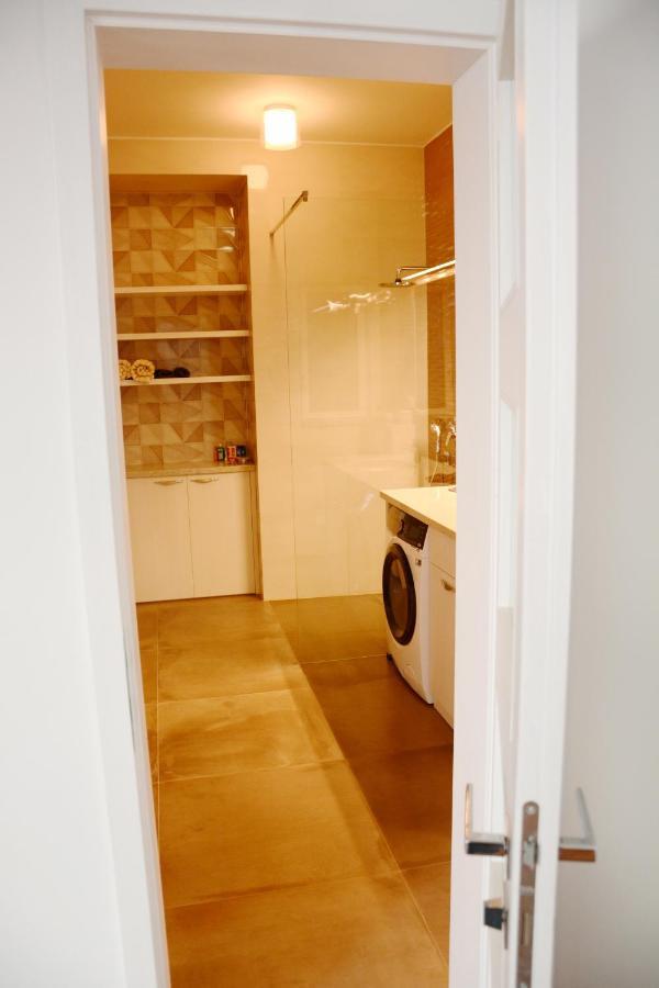 Premium Apartment Near Banska Bystrica Square With Two Big Bedrooms Εξωτερικό φωτογραφία